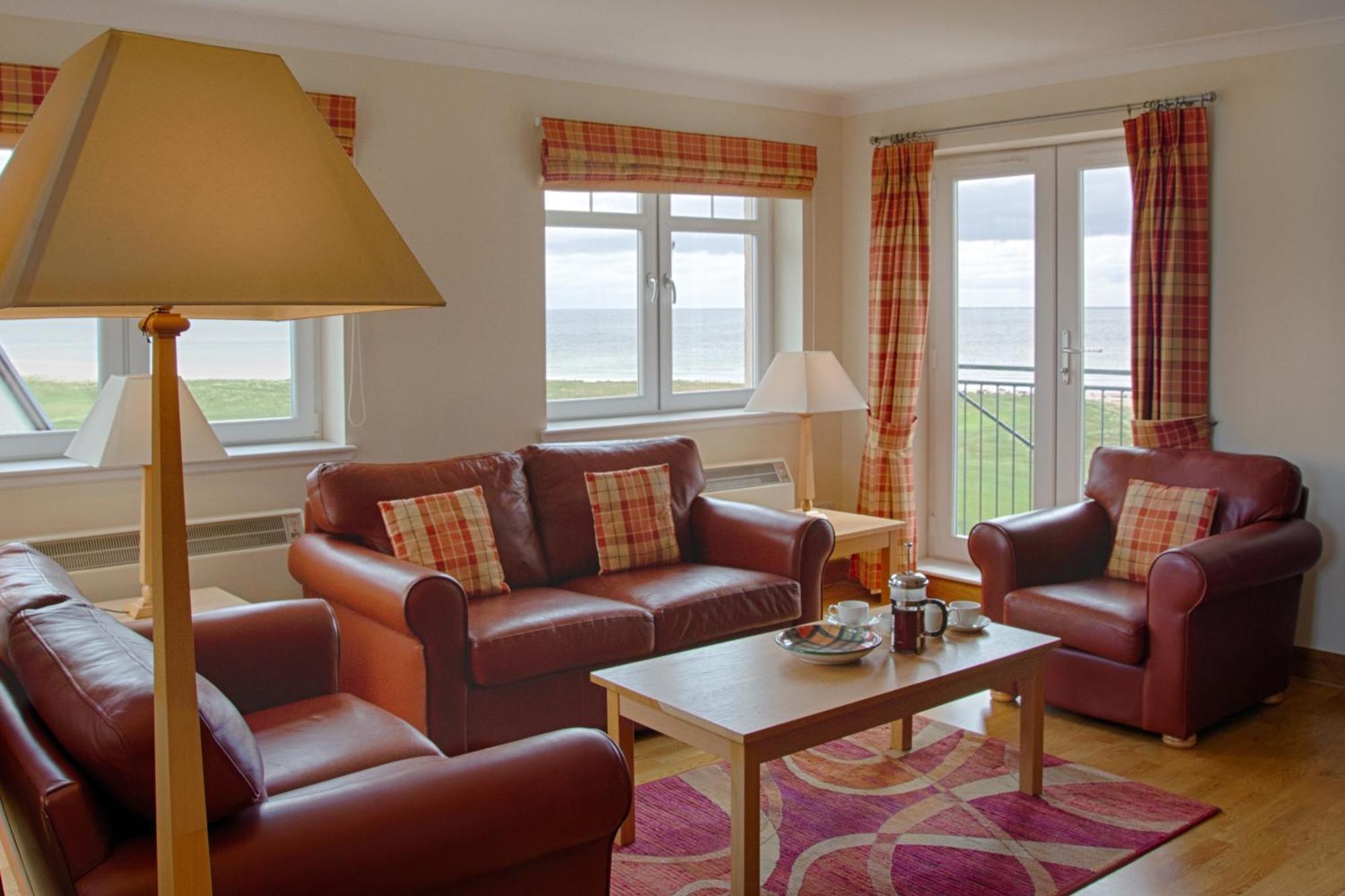 Links Apartment Брора Экстерьер фото